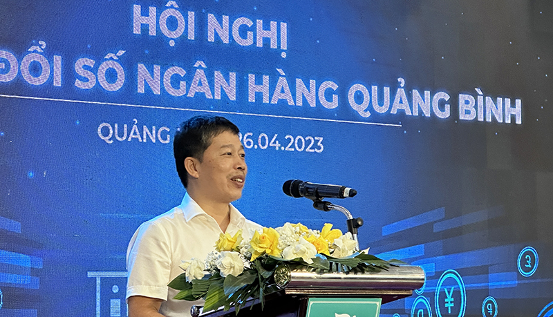 Đại biểu phát biểu thảo luận tại hội nghị.