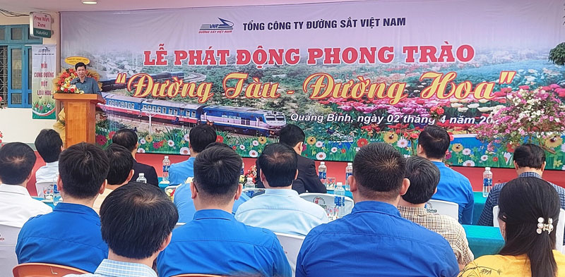 Toàn cảnh lễ phát động phong trào  