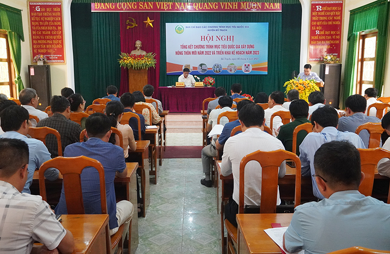 Toàn cảnh hội nghị.