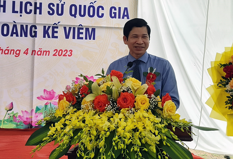 Đồng chí Phó Chủ tịch UBND tỉnh Hồ An Phong phát biểu kết luận buổi làm việc. 