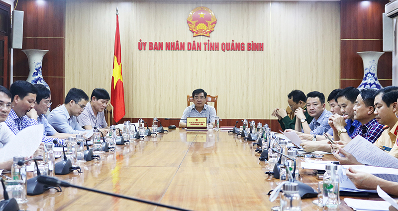 Đồng chí Phó Chủ tịch Thường trực UBND tỉnh Đoàn Ngọc Lâm chủ trì hội nghị tại điểm cầu Quảng Bình.
