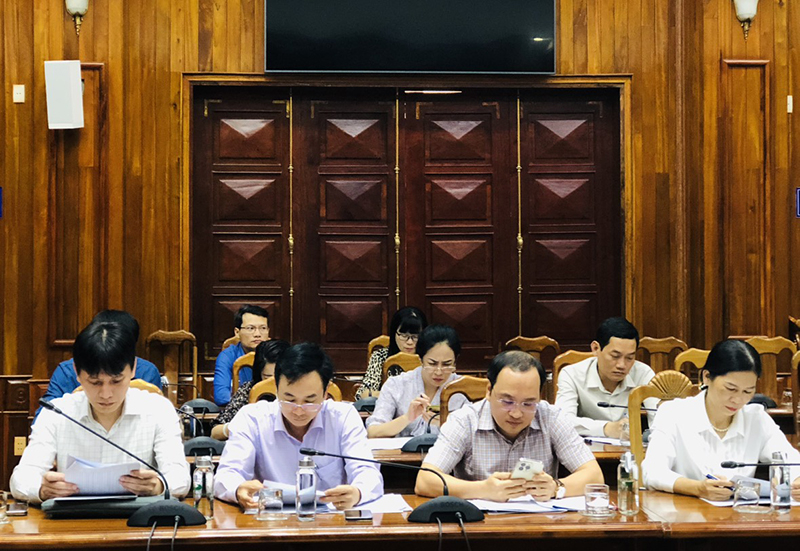 Các đại biểu dự hội nghị.