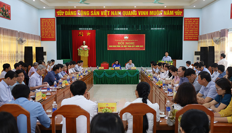 Toàn cảnh hội nghị.