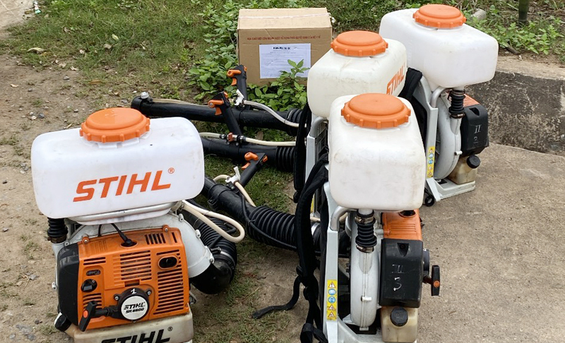 Trung tâm Y tế huyện Bố Trạch chuẩn bị đầy đủ hóa chất, vật tư và máy phun ULV đeo vai cho chiến dịch phun hóa chất diệt muỗi chủ động phòng chống SXH năm 2023.