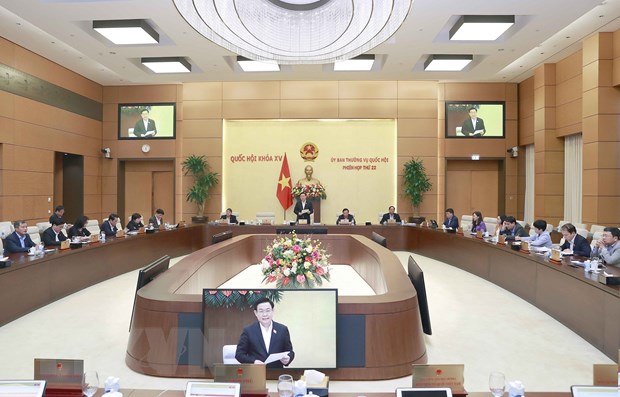 Chủ tịch Quốc hội Vương Đình Huệ phát biểu bế mạc Phiên họp. (Ảnh: Doãn Tấn/TTXVN)
