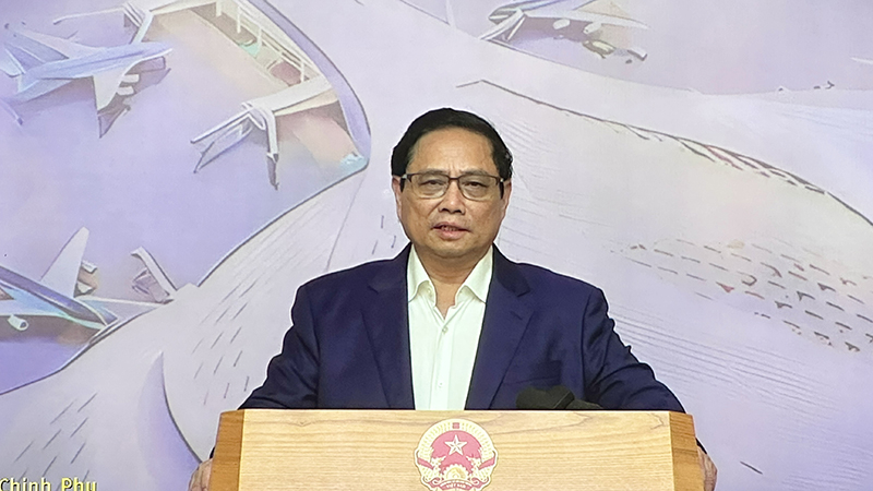 Thủ tướng Chính phủ Phạm Minh Chính phát biểu kết luận tại phiên họp.