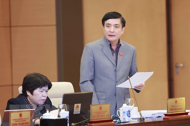Tổng Thư ký Quốc hội, Chủ nhiệm Văn phòng Quốc hội Bùi Văn Cường đóng góp ý kiến về dự án Luật Kinh doanh bất động sản (sửa đổi). (Ảnh: Doãn Tấn/TTXVN)