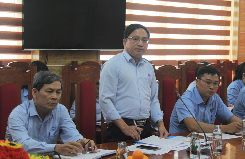 Các đại biểu phát biểu tại hội nghị.