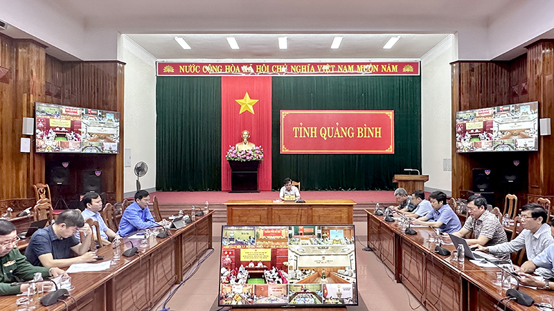 Quang cảnh buổi họp.