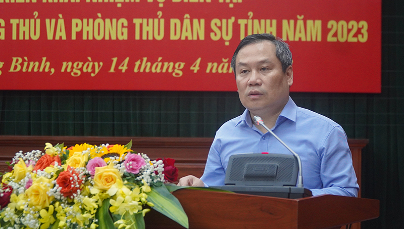Đồng chí Bí thư Tỉnh ủy, Trưởng Ban Chỉ đạo KVPT và PTDS tỉnh Vũ Đại Thắng phát biểu khai mạc hội nghị