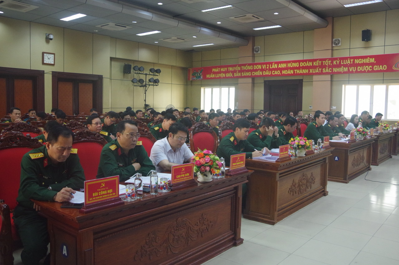  Các đại biểu dự hội nghị
