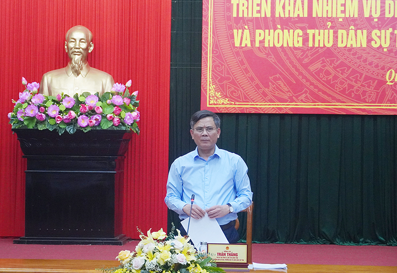 Đồng chí Chủ tịch UBND tỉnh Trần Thắng phát biểu kết luận hội nghị.