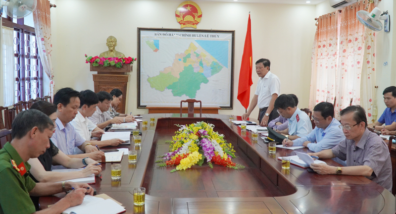 Toàn cảnh buổi làm việc tại huyện Lệ Thủy.