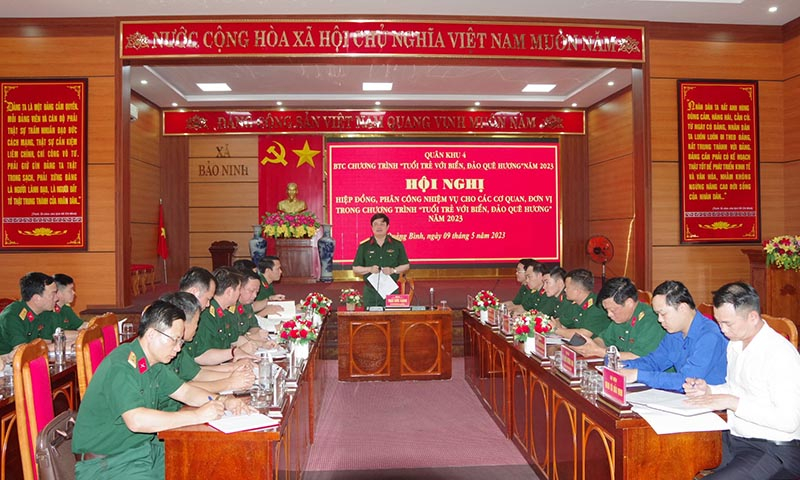  Toàn cảnh hội nghị.