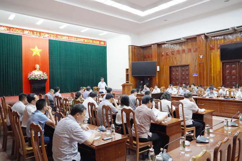 Toàn cảnh cuộc họp.