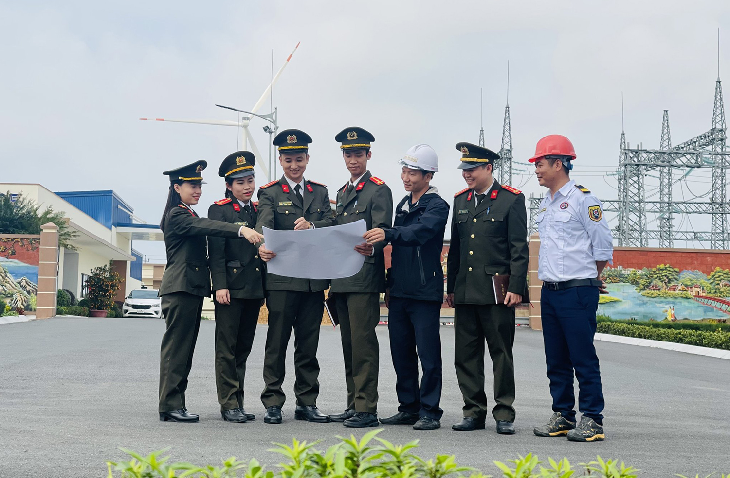Lực lượng An ninh kinh tế, Công an tỉnh phối hợp bảo đảm an ninh trật tự tại dự án Cụm trang trại điện gió B&T.