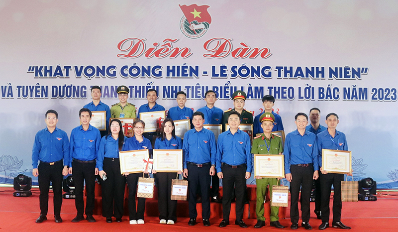 Quảng Bình tuyên dương các gương mặt thanh thiếu nhi tiêu biểu làm theo lời Bác năm 2023.