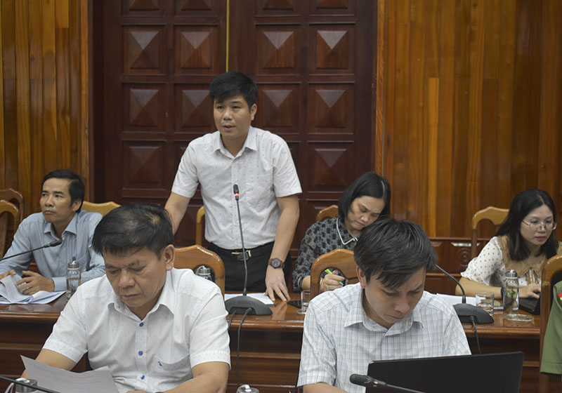 Đại biểu đóng góp ý kiến tại hội nghị