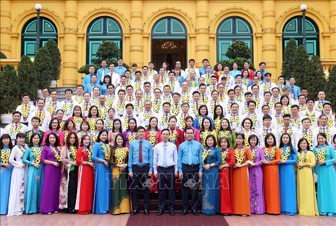 Chủ tịch nước Võ Văn Thưởng và các đại biểu. Ảnh: Thống Nhất/TTXVN