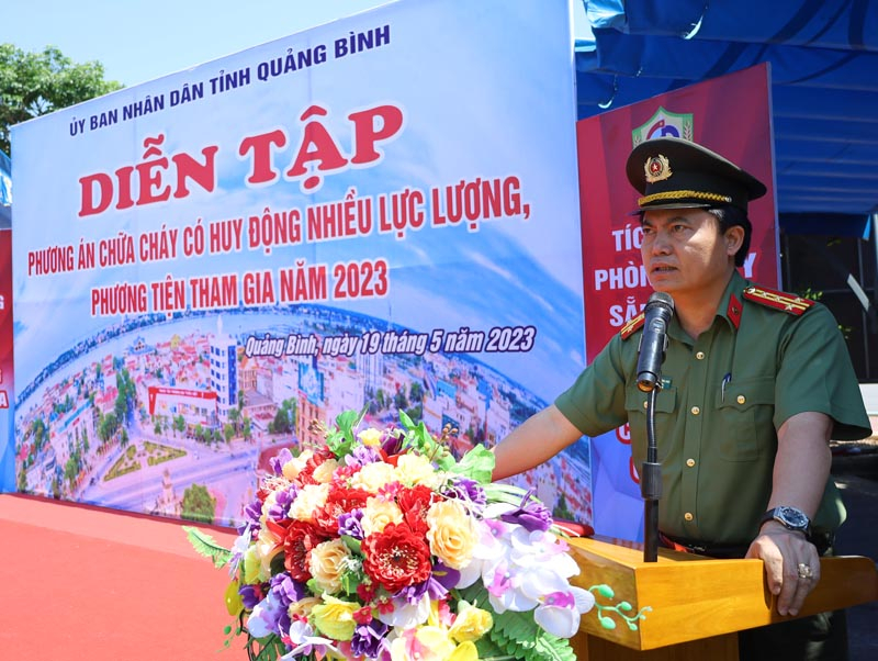Đại diện lãnh đạo Công an tỉnh phát biểu tại buổi tổng duyệt.