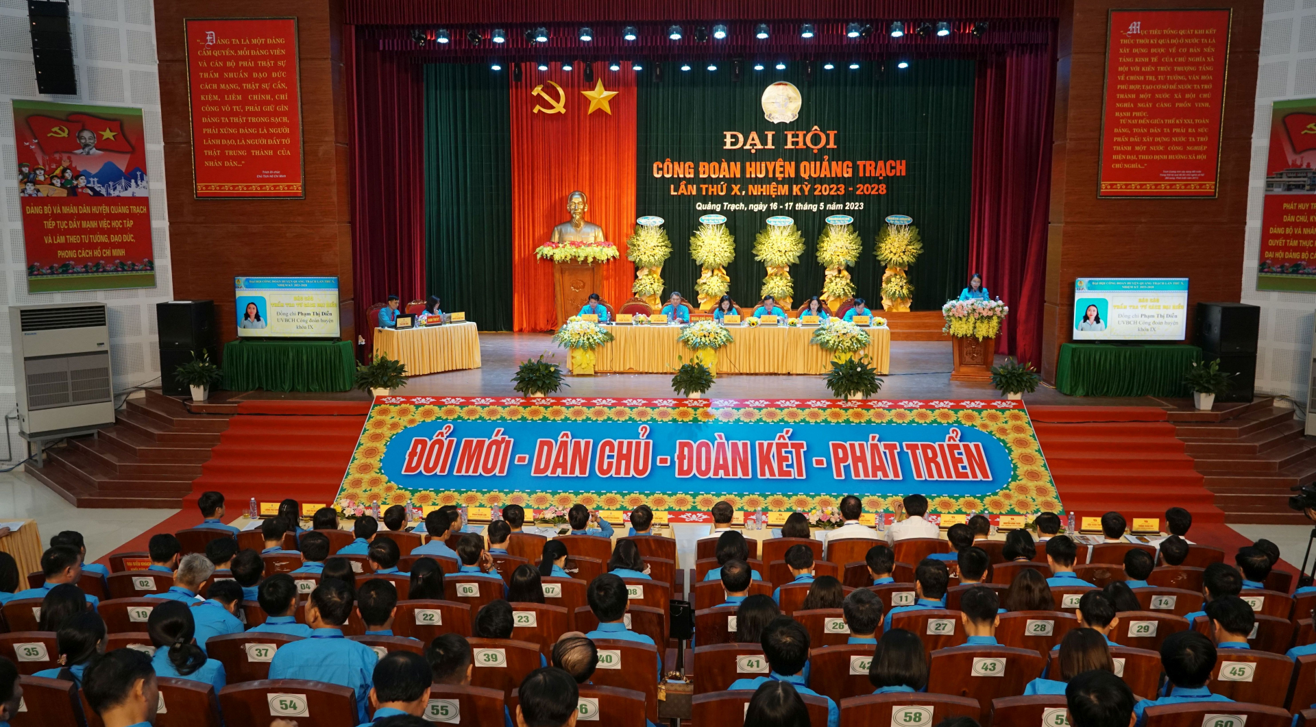 Toàn cảnh đại hội