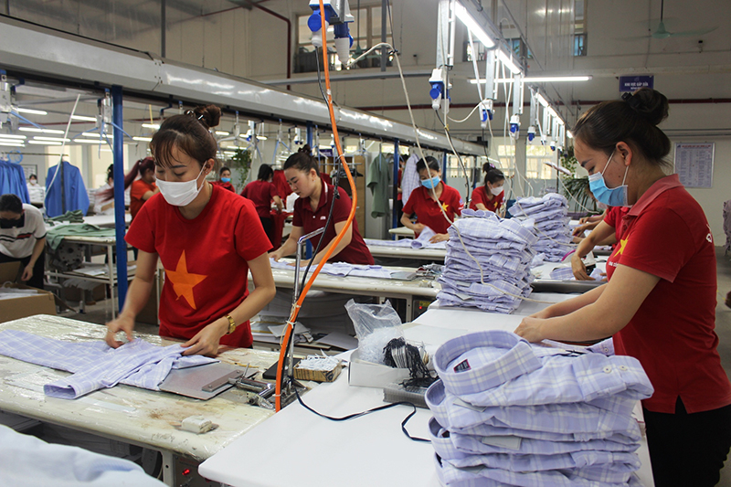 Thiếu đơn hàng, phần lớn các doanh nghiệp may mặc sản xuất cầm chừng và không tăng ca.
