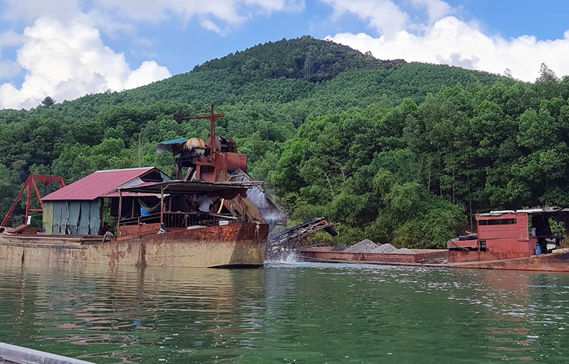 Công tác chống thất thu thuế trong khai thác tài nguyên, khoáng sản còn gặp nhiều khó khăn, bất cập.