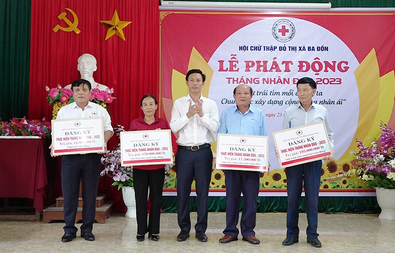 Các địa phương đăng ký chương trình hành động trong Tháng Nhân đạo.