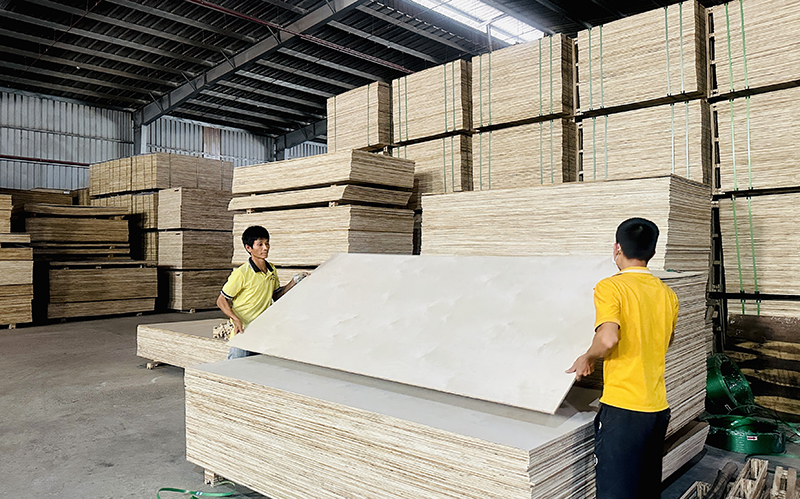 Từ nguồn vốn khuyến công, hoạt động sản xuất công nghiệp trên địa bàn tỉnh ngày càng hiệu quả.