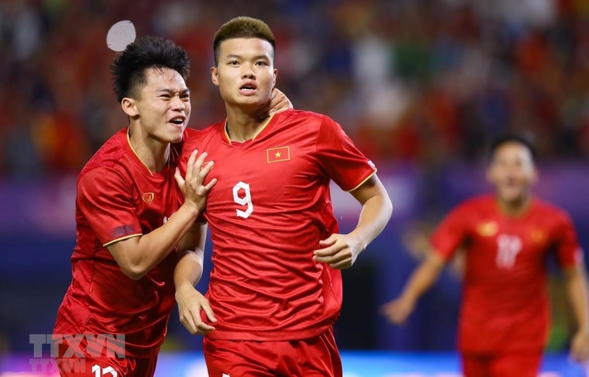 Đội tuyển U23 Việt Nam đứng trước cơ hội lớn để giành vé dự vòng Chung kết U23 châu Á 2024 tổ chức tại Qatar. (Ảnh: Minh Quyết/TTXVN)
