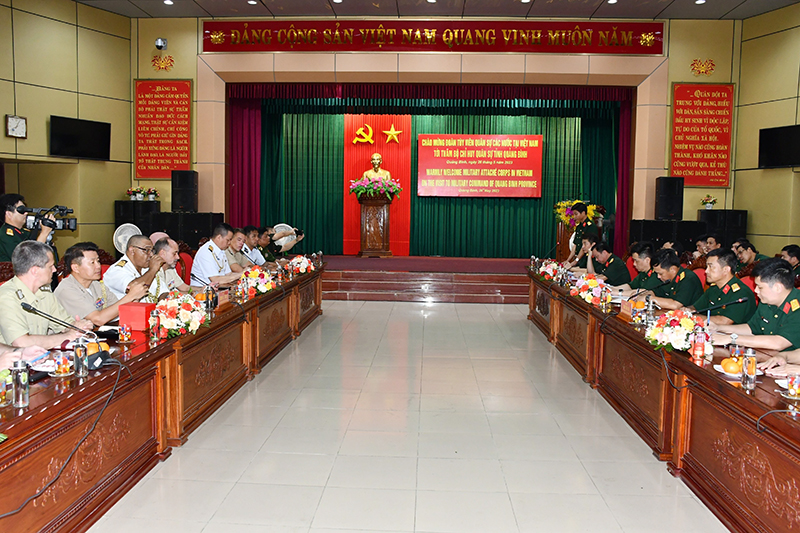 Toàn cảnh buổi làm việc