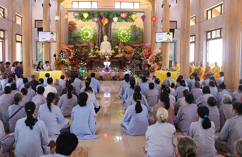 Toàn cảnh đại lễ.