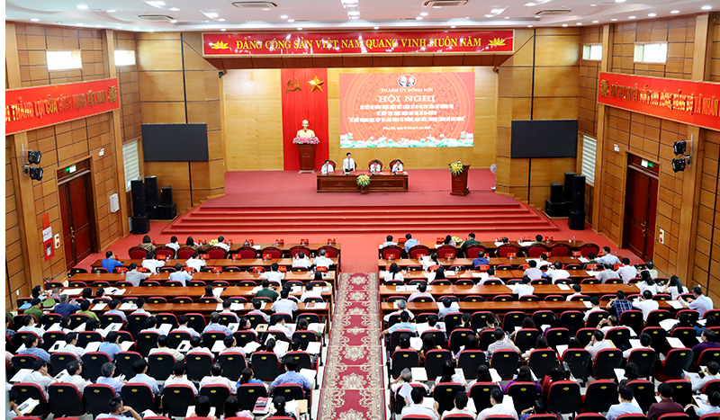 Quang cảnh hội nghị.