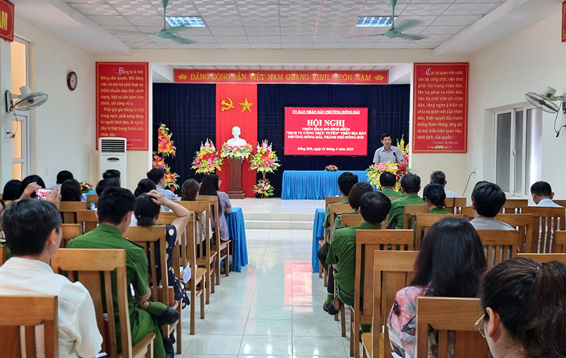 Quang cảnh hội nghị.