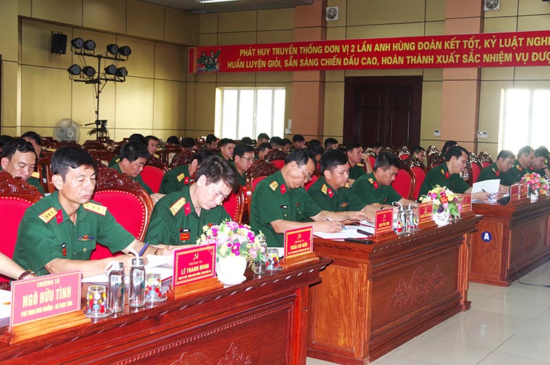 Các đại biểu dự hội nghị