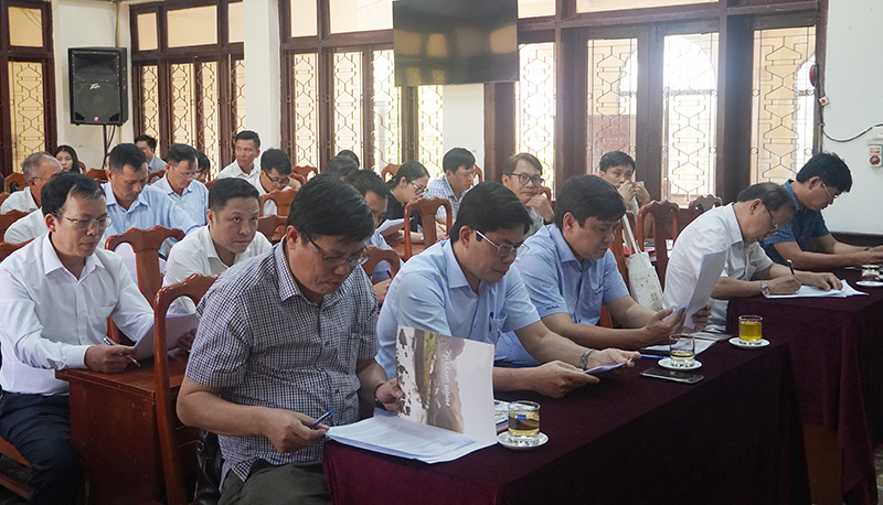 Các đại biểu tham dự hội nghị.