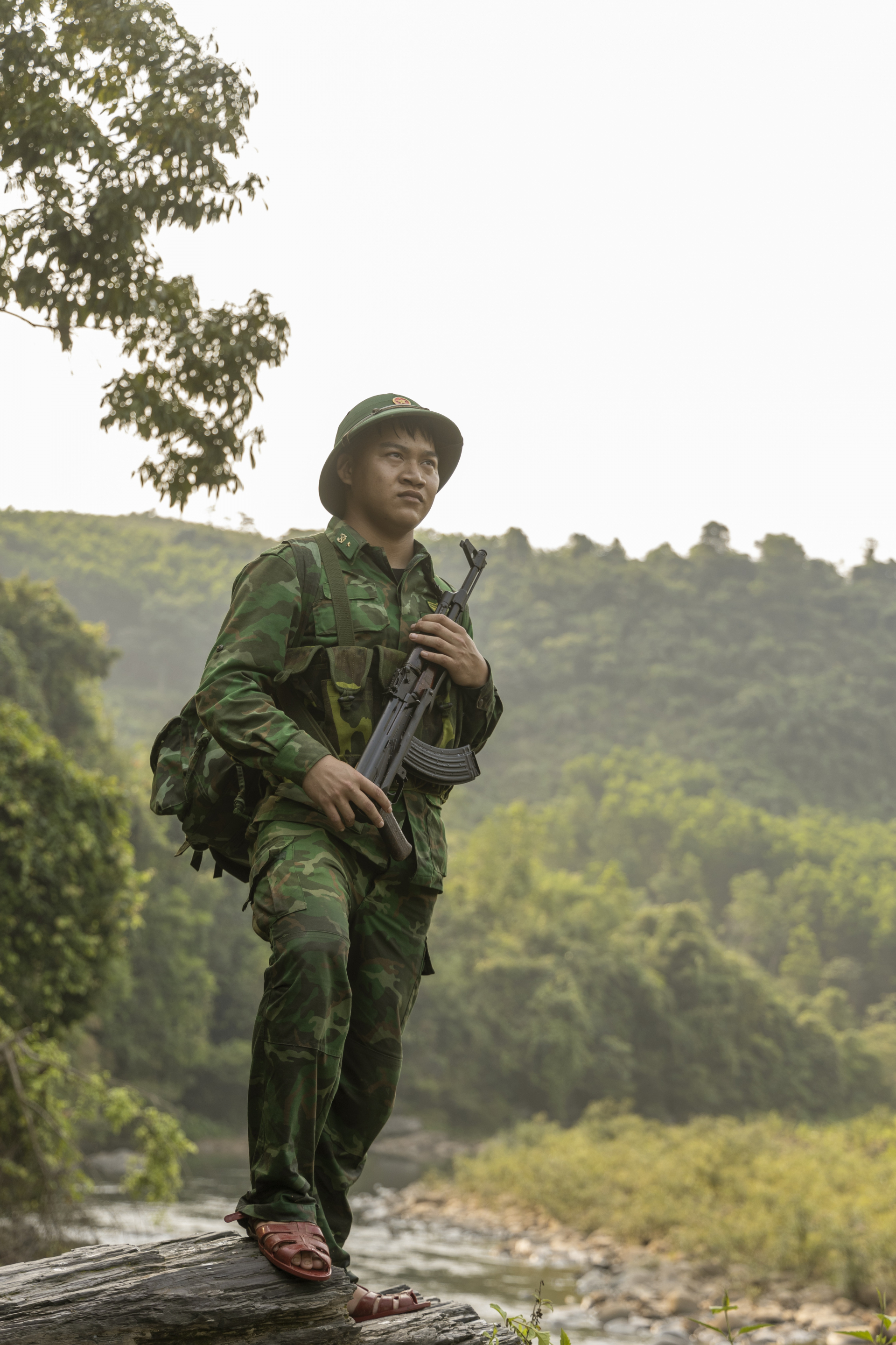 Canh gác, giữ bình yên nơi biên giới.