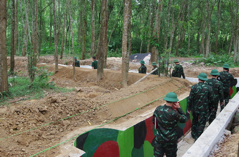 Kiểm tra Sở Chỉ huy diễn tập của Bộ Chỉ huy Quân sự tỉnh.
