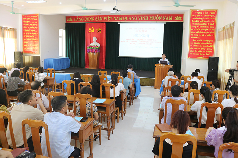 Hội nghị thu hút sự tham gia của hơn 80 học viên đang giữ một số chức danh bổ trợ tư pháp ở các cơ quan, đơn vị, địa phương trong toàn tỉnh.