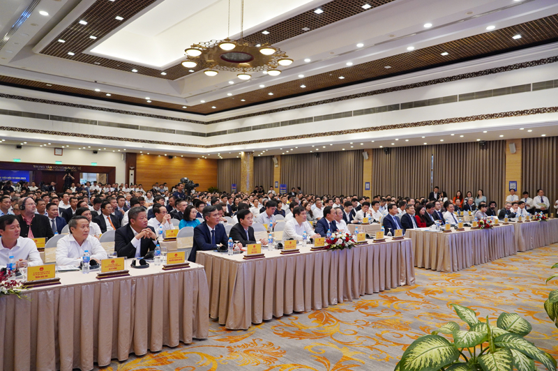 Các đại biểu dự hội nghị.