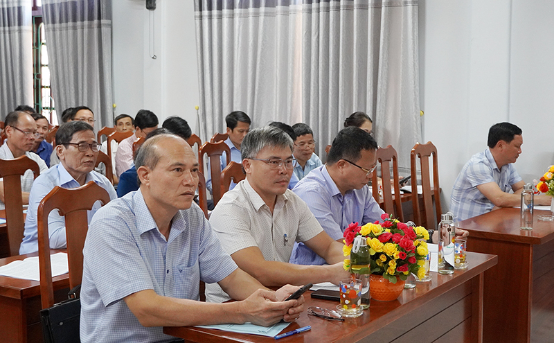 Các đại biểu tham dự hội nghị.