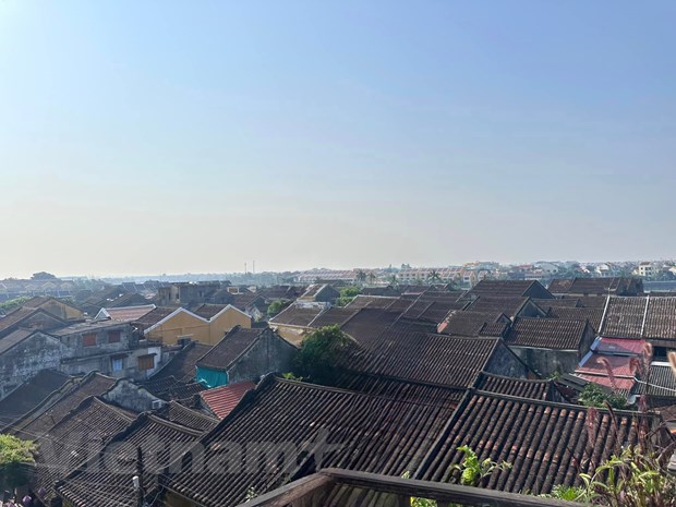 Những mái ngói rêu phong cổ kính ở Phố cổ Hội An. (Ảnh: Bích Hằng/Vietnam+)