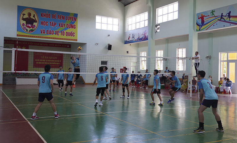 Trận chung kết hấp dẫn giữa hai đội bóng: Sở Y tế, Vườn Quốc gia Phong Nha - Kẻ Bàng
