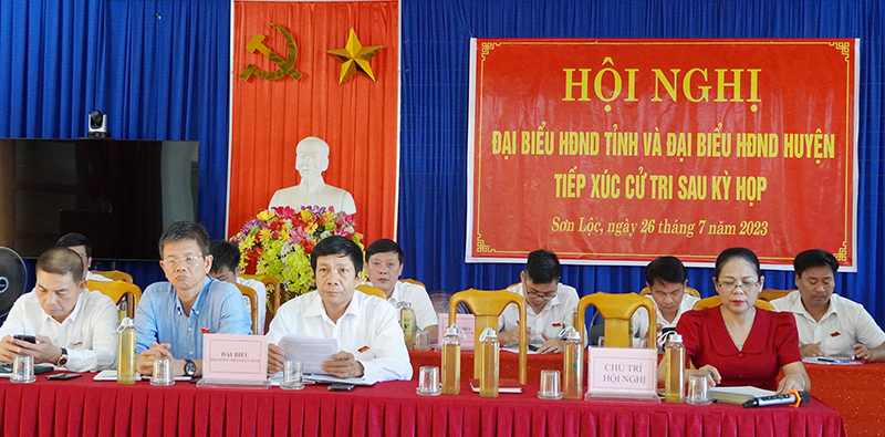 Tổ đại biểu HĐND tỉnh tiếp xúc với cử tri huyện Bố Trạch.