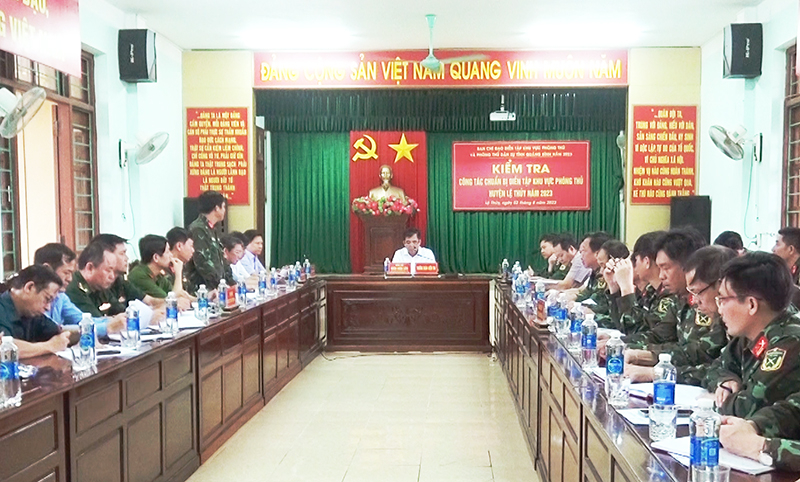 Quang cảnh buổi kiểm tra.