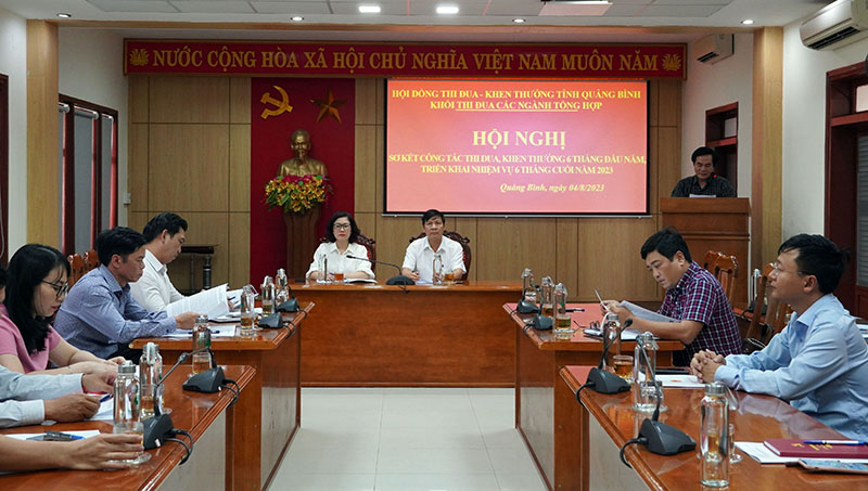 Toàn cảnh hội nghị