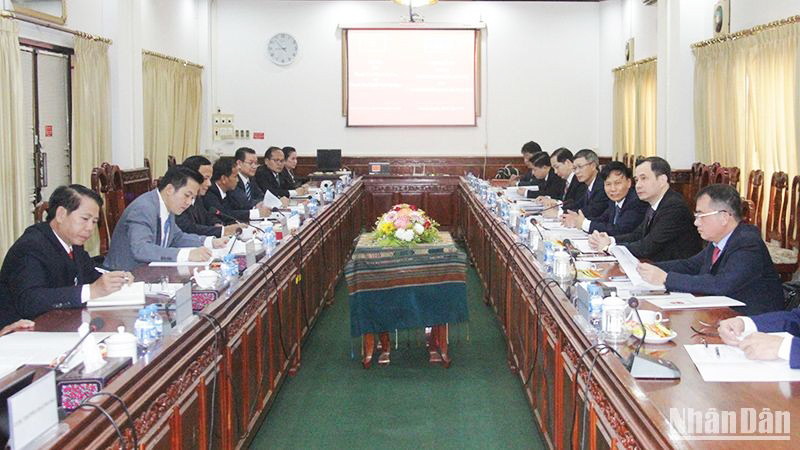 Quang cảnh buổi tọa đàm. (Ảnh: HẢI TIẾN)
