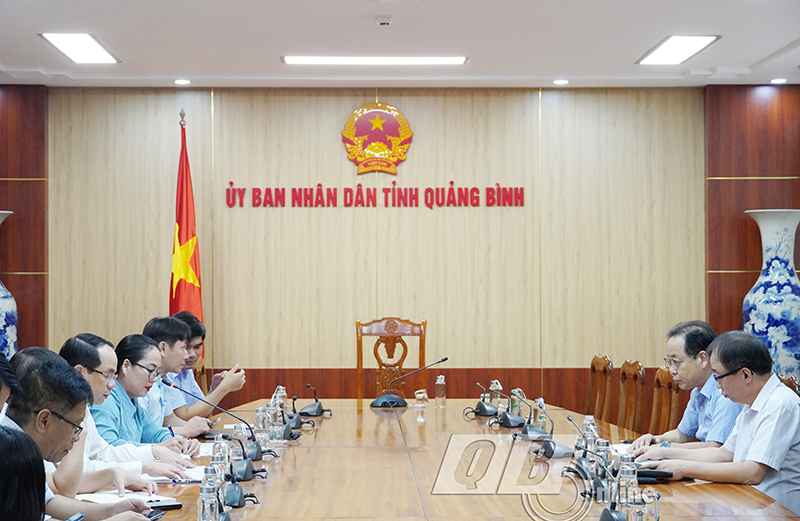 Các đại biểu dự cuộc làm việc.