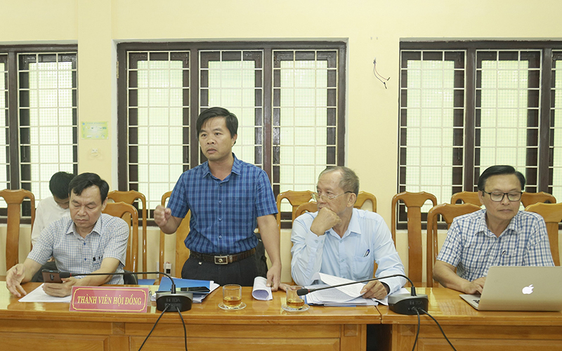 Thành viên Hội đồng Khoa học đóng góp ý kiến, đề nghị nhóm tác giả tiếp tục hoàn thiện nhiệm vụ, sớm ứng dụng vào thực tiễn.