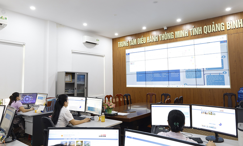 Trung tâm Điều hành thông minh tỉnh đã tiếp nhận 306 phản ánh hiện trường, trong đó có 210 phản ánh được điều phối đến các cơ quan, đơn vị xử lý.